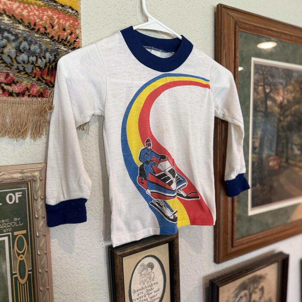 Vintage 70s/80s RARE Colorful Snowmobile Winter Surfing Shirt Size Kids Small - Picture 2 of 6